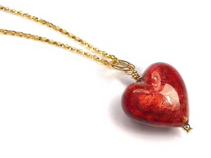 Murano Glass Heart Pendant - Gold Rubino Small