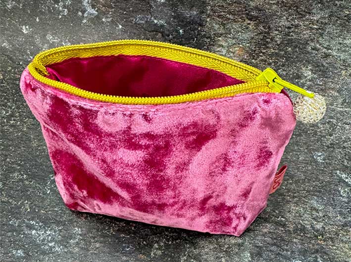 Velvet Purse - Pink Small